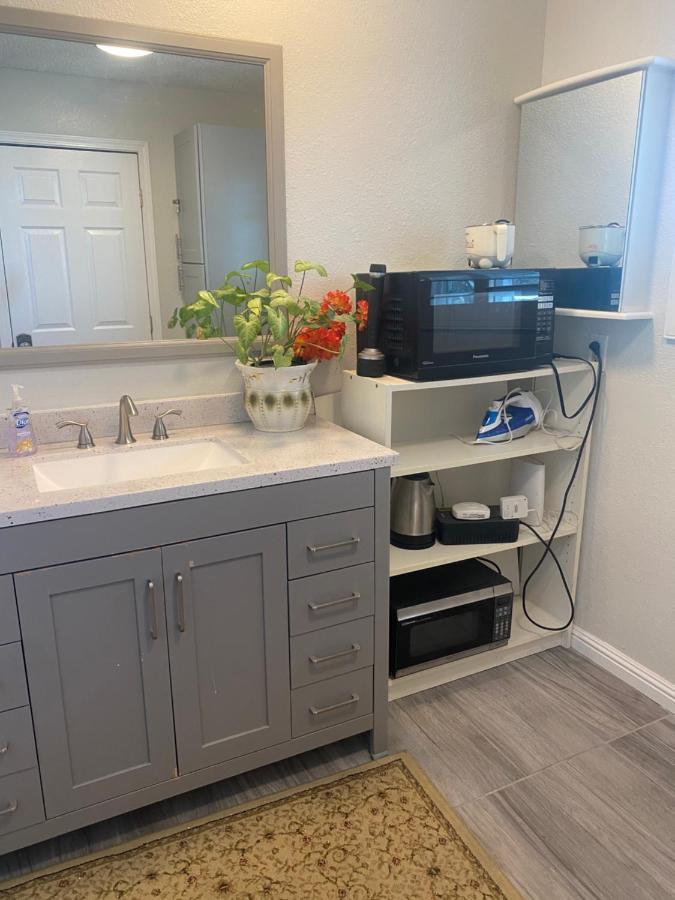Private Room In Los Angeles With Ac, Strong Wifi, Smart Tv, Work Desk Near Sofi Stadium Exterior photo