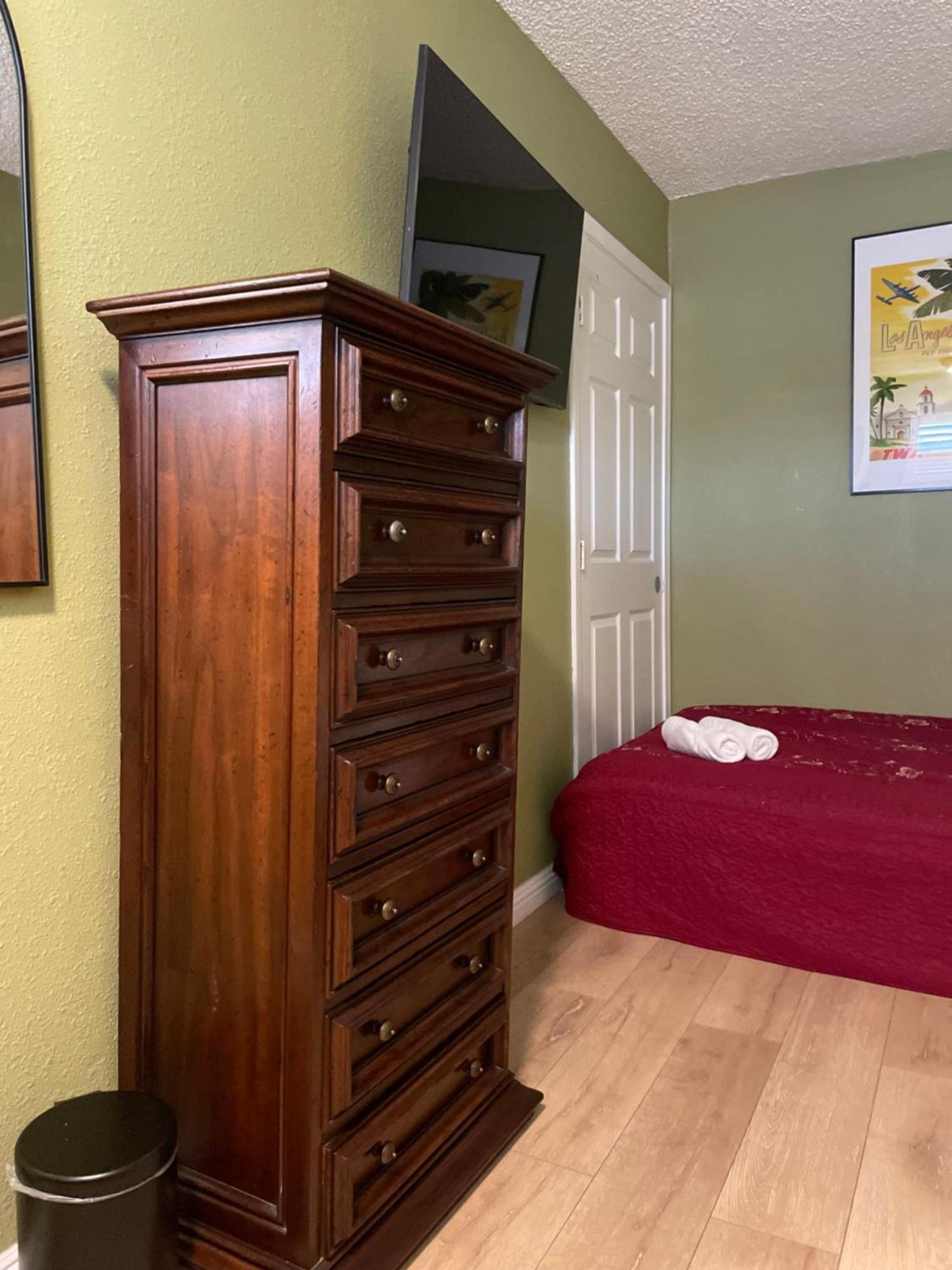 Private Room In Los Angeles With Ac, Strong Wifi, Smart Tv, Work Desk Near Sofi Stadium Exterior photo